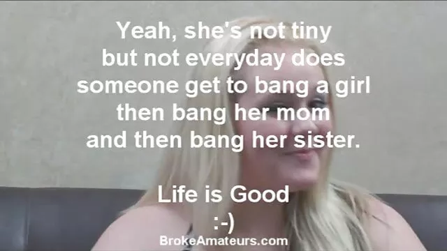 Sentada en el sofá, una joven morena, de apetitosas tetas, se mete dos dedos en el coño y se ver peliculas porno en castellano folla y gime de puta tan dulcemente que se le pone la piel de gallina.