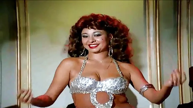 La chica tiene un videos pornos en español hd pene real en sus bragas. Pero nada, nuestro héroe está tan emocionado que un travesti bajará para satisfacer sus deseos. Y