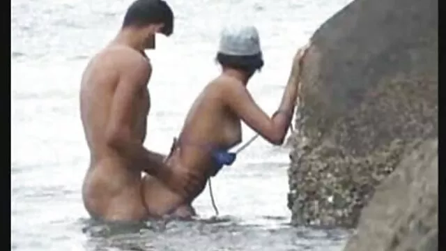 Gay se pone folladoras españolas medias y espera una polla por el culo