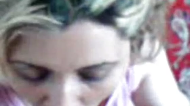 El tipo incriminó a su novia, trajo a su amigo y se follaron al bebé hentai porno en español juntos