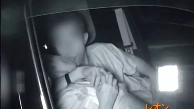 Morena chupa polla videos porno gratis de fakings de rodillas