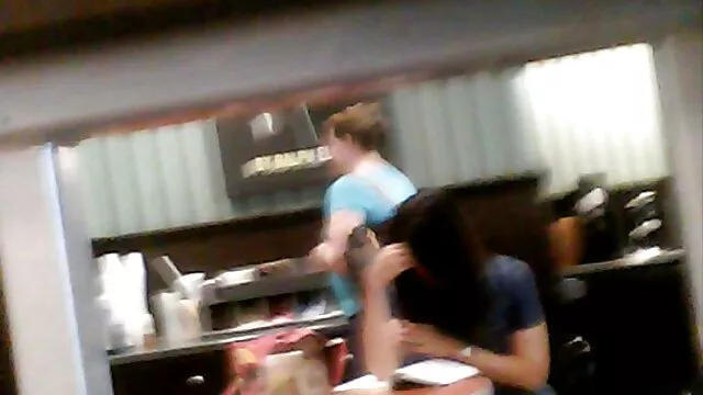 Puta pelirroja Rio Hamasaki folla su ver videos porno en español coño insaciable con consoladores gruesos